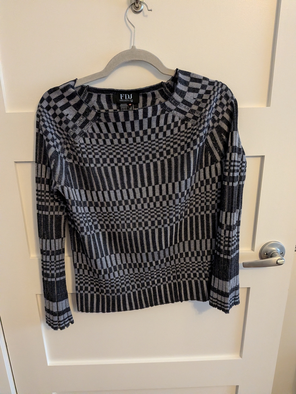 FDJ Blue & Gray Geometric Crewneck Sweater